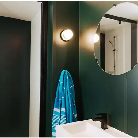 Mobil-home Pour 4 Personnes Avec Terrasse à - Api-1-52-1458