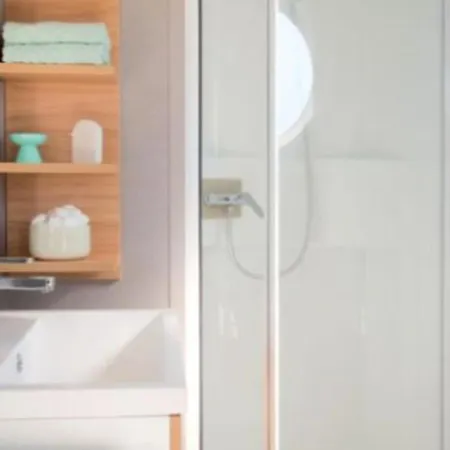 Mobil-home Pour 4 Personnes Avec Terrasse à - Api-1-52-1458