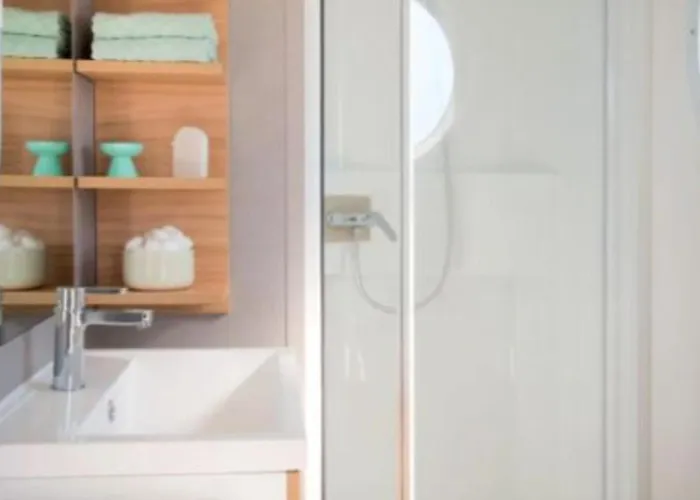 Mobil-home Pour 4 Personnes Avec Terrasse à - Api-1-52-1458