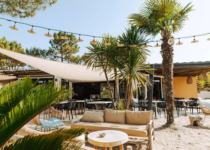 Camping Mobil-home Pour 4 Personnes Avec Terrasse à - Api-1-52-1458